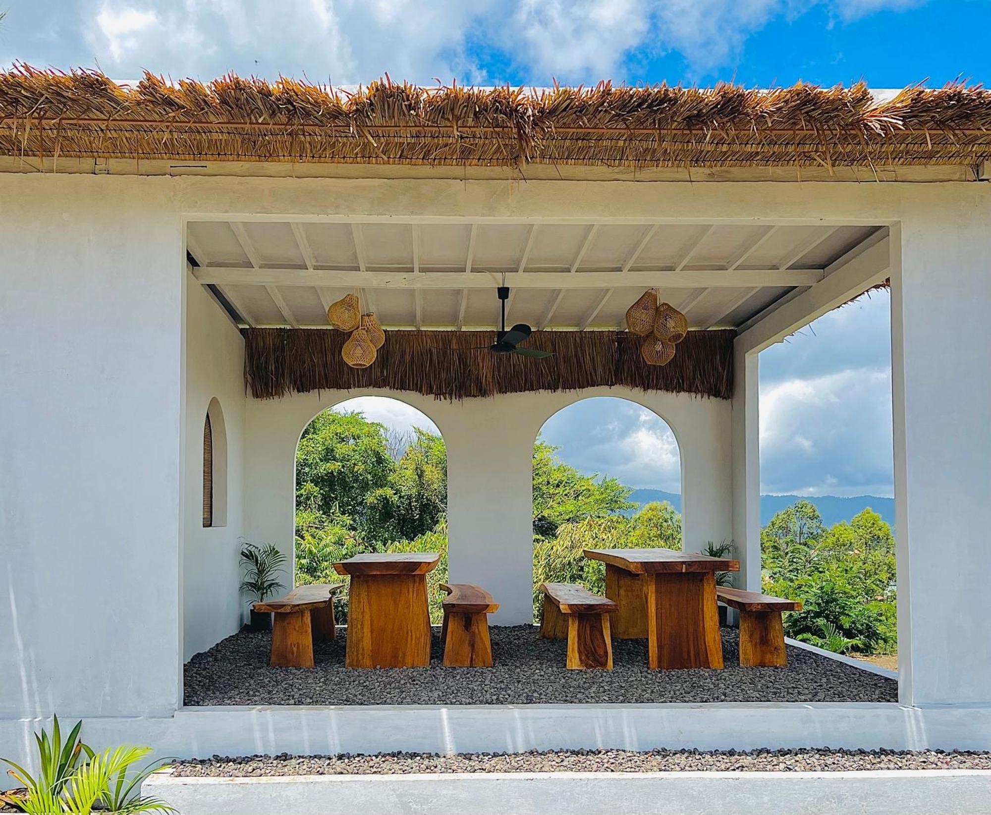 Hillside Bali Bed & Breakfast Kubupenlokan Exterior foto